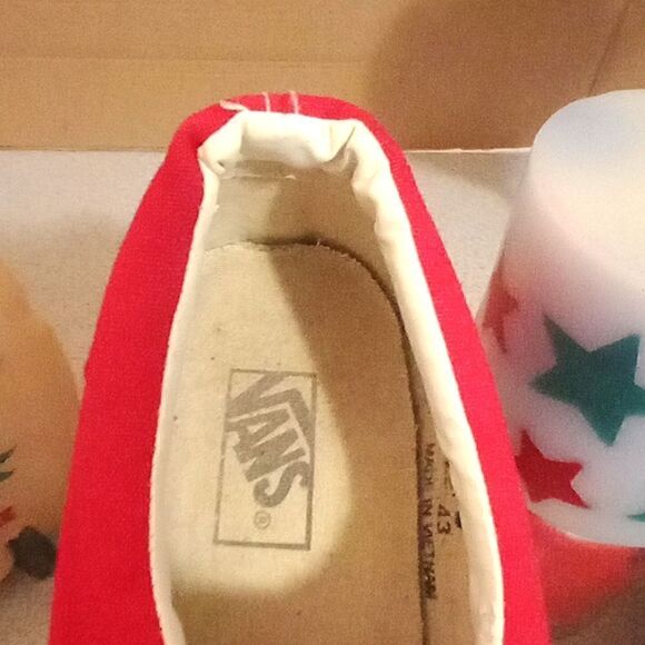 Unisex VANS OFF THE WALL RED SNEAKERS Size 43 - Picture 4 of 13